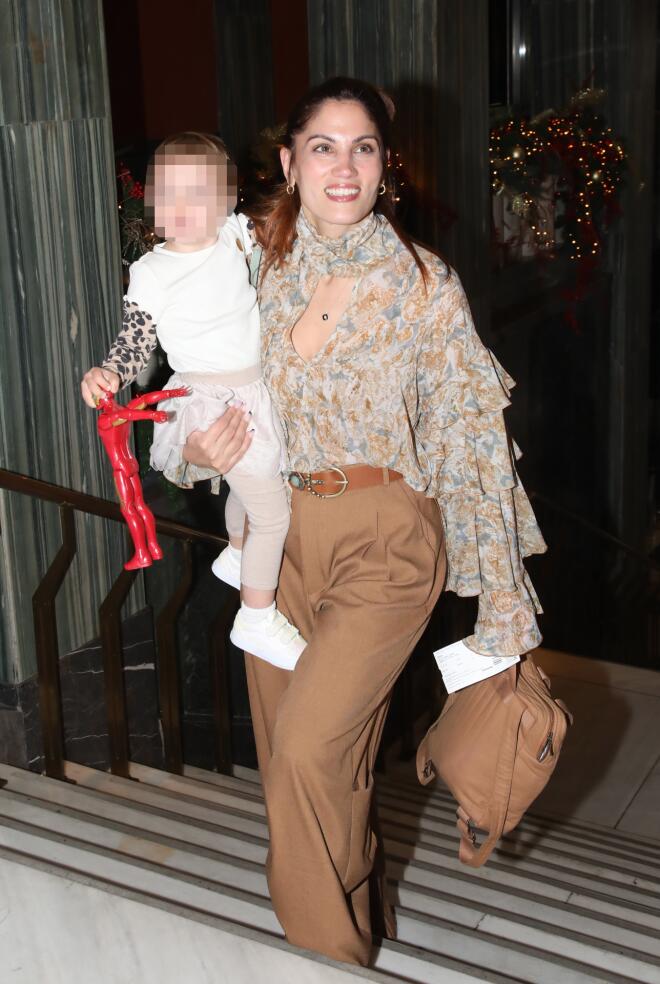 Μαίρη Συνατσάκη με την κόρη της/ NDP ΝΙΚΟΣ ΔΡΟΥΚΑΣ