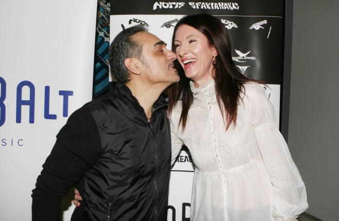 σφακιαννακης πεθανε η σύζυγος του