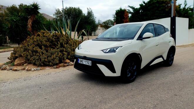 Δοκιμάζουμε το νέο BYD Dolphin Surf Boost με 157 ίππους