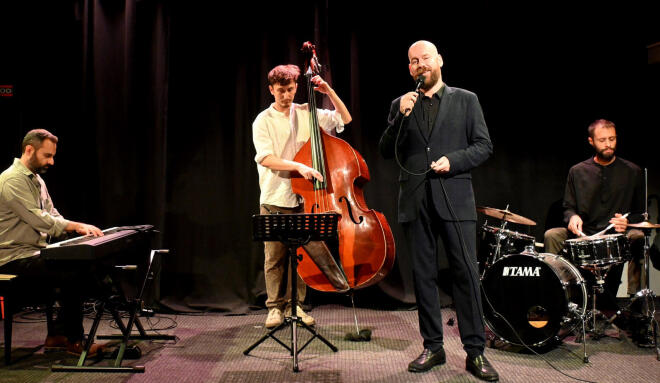 Tέσσερα ξεχωριστά Live στο THEATRE OF THE NO