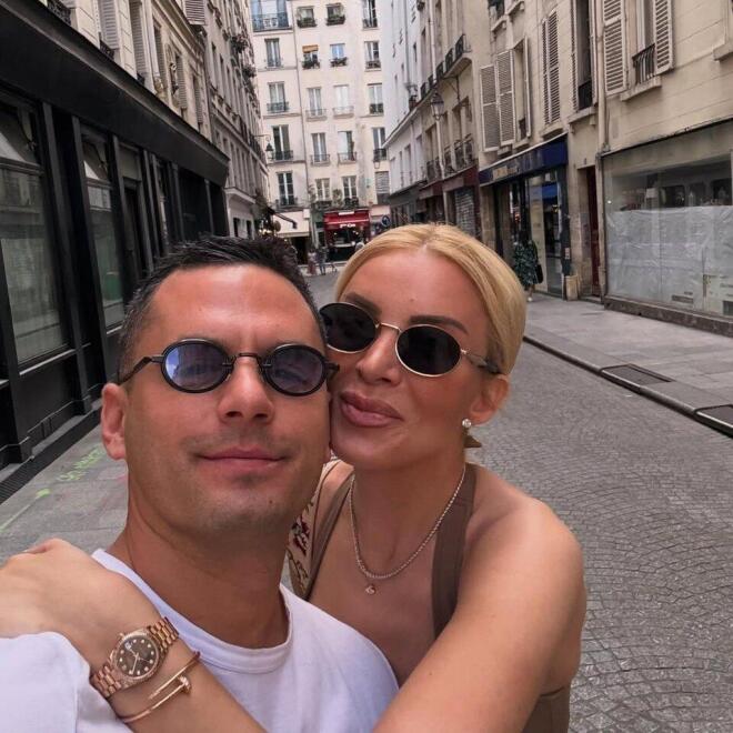 Η Κατερίνα Καινούργιου με τον σύντροφό της, Παναγιώτη Κουτσουμπή