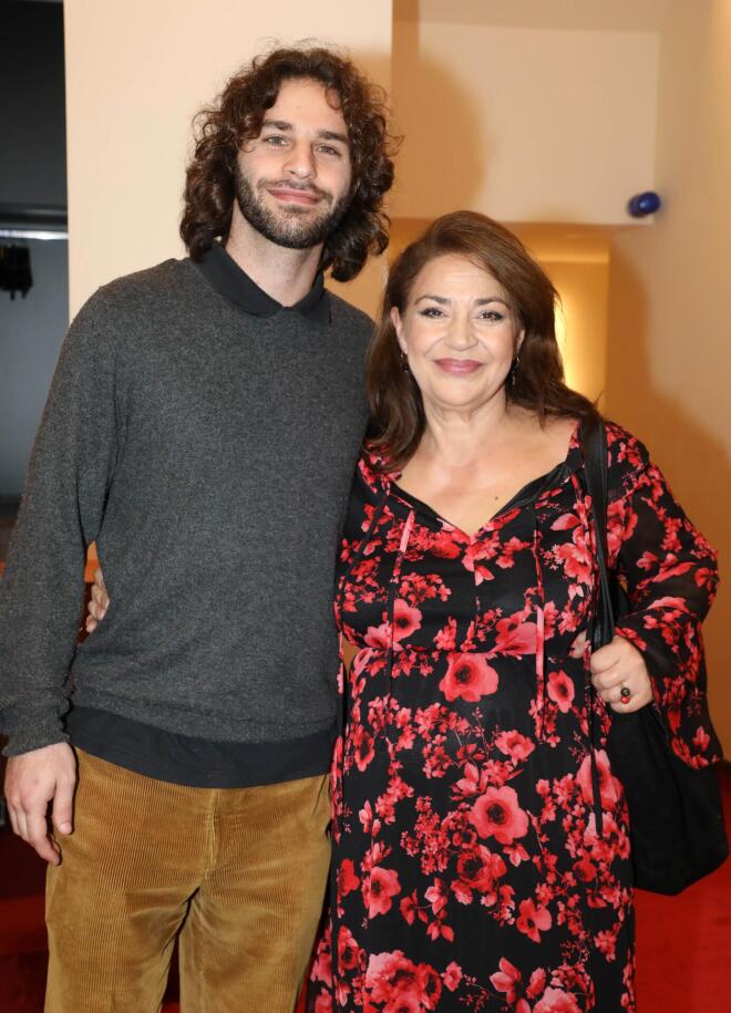 Μαρία Φιλίππου: Σπάνια εμφάνιση με τον γιο της, Φίλιππο Σκουτέλη