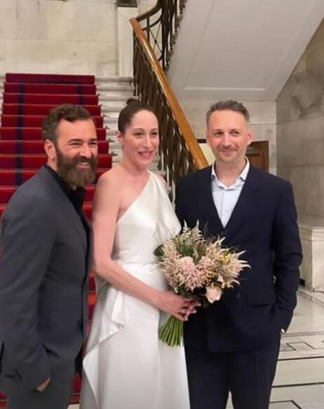 Κόρα Καρβούνη: «Μου είπε ο Μπράτης: "Σταμάτα να κλαις, έχεις πρηστεί"»