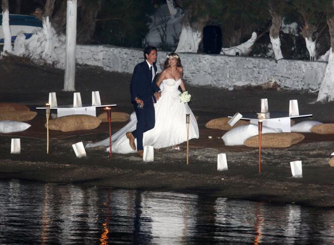 Γάμος Δέσποινας Καμπούρη- Βαγγέλη Ταρασιάδη στην Κύθνο, τον Ιούνιο του 2014/ NDP