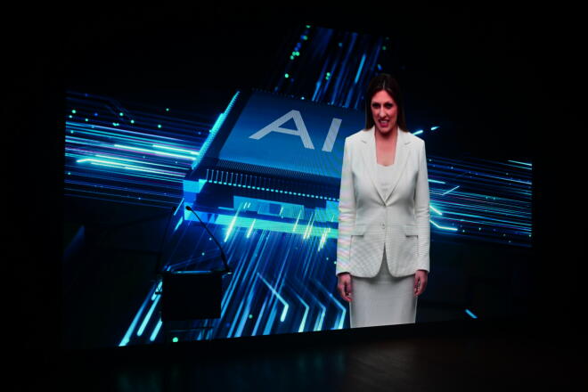 Παρουσίαση προγράμματος Πλεύσης Ελευθερίας από τη Ζωή Κωνσταντοπούλου/ ΙΝΤΙΜΕ ΧΑΛΚΙΟΠΟΥΛΟΣ ΝΙΚΟΣ