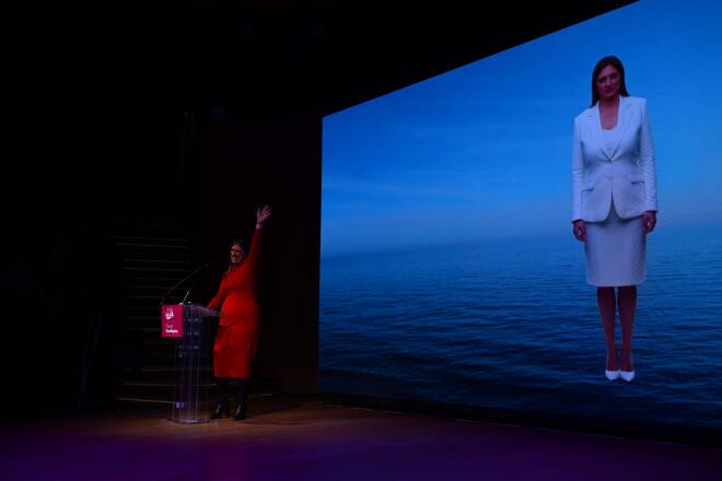 Η Ζωή Κωνσταντοπούλου σε διάφορα επαγγέλματα με τη βοήθεια του ΑΙ