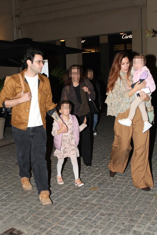 Συνατσάκη - Στρατής: Οικογενειακή βραδινή έξοδος με την Ολίβια