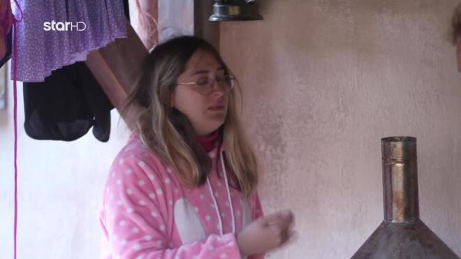 φαρμα βαλεντινα κλαιει