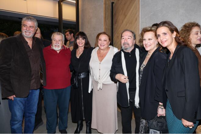 Βλαδήμιρος Κυριακίδης - Τάσος Χαλκιάς - Έφη Μουρίκη - Ρένια Λουιζίδου - Σταμάτης Φασουλή - Όλγα Πολίτου - Δήμητρα Σιγάλα