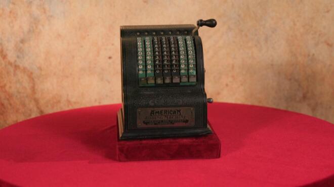 Ο Στέλιος Λεγάκης έρχεται στο Cash or Trash και κάνει θραύση