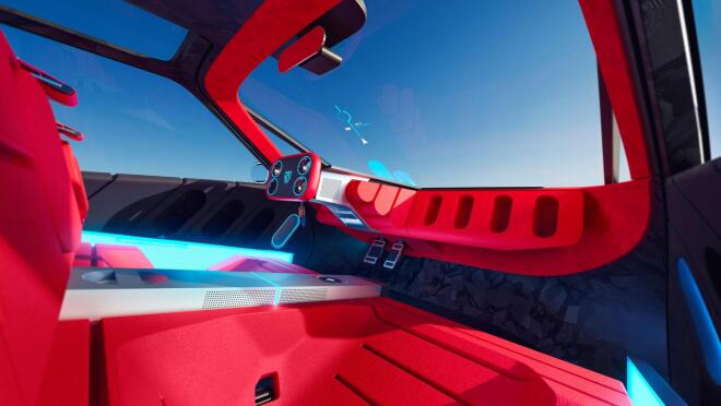 Η PEUGEOT αποκαλύπτει το POLYGON CONCEPT