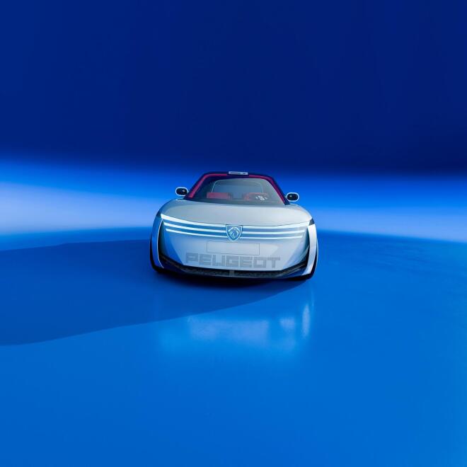 Η PEUGEOT αποκαλύπτει το POLYGON CONCEPT