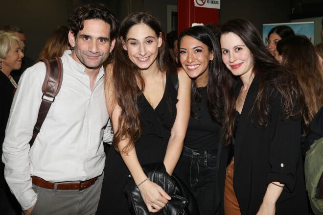 Οδυσσέας Παπασπηλιόπουλος- Φωτεινή Αθερίδου- Ευγενία Σαμαρά στην πρεμιέρα "Μπα -Μπαμπά", τον Νοέμβριο του 2024/ NDP ΘΩΜΑΣ ΔΑΣΚΑΛΑΚΗΣ