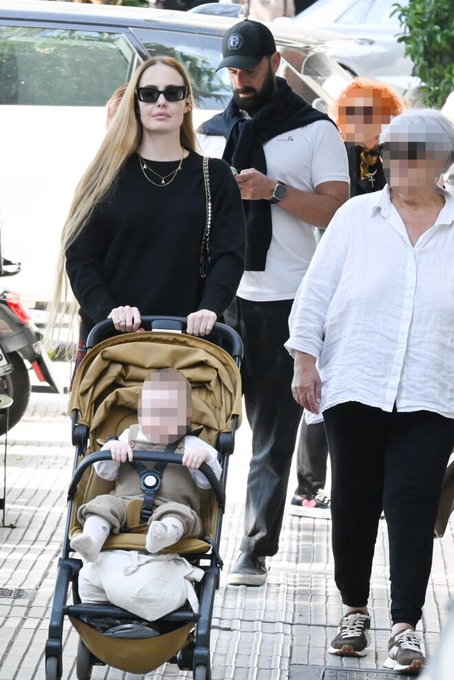 Αντωνία Καλλιμούκου – Νίκος Παραδείσης: Βόλτα στο Κολωνάκι