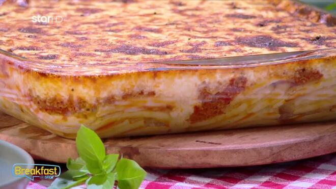 Παστίτσιο με σπιτική μπεσαμέλ που λιώνει στο στόμα- Το tip για να πετύχει