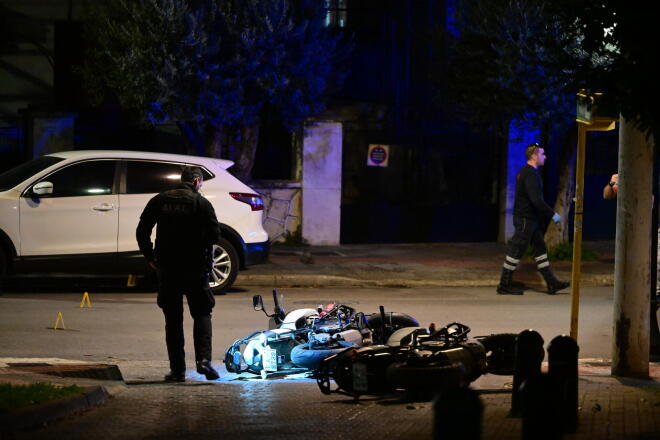 Διαρρήκτες εμβόλισαν αστυνομικούς στον Άγιο Δημήτριο