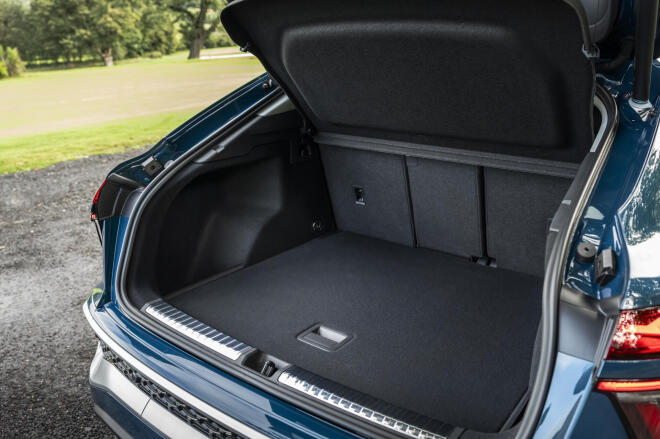 Νέο Audi Q3: Δείτε τις εκδόσεις και τις τιμές