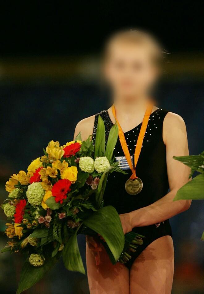 πρώην αθλήτρια ενόργανης συνελήφθη για συμμετοχή σε κύκλωμα Ρομά που πραγματοποιούσε τηλεφωνικές απάτες 4