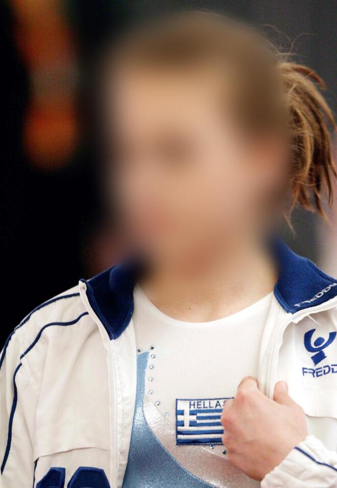 πρώην αθλήτρια ενόργανης συνελήφθη για συμμετοχή σε κύκλωμα Ρομά που πραγματοποιούσε τηλεφωνικές απάτες 5