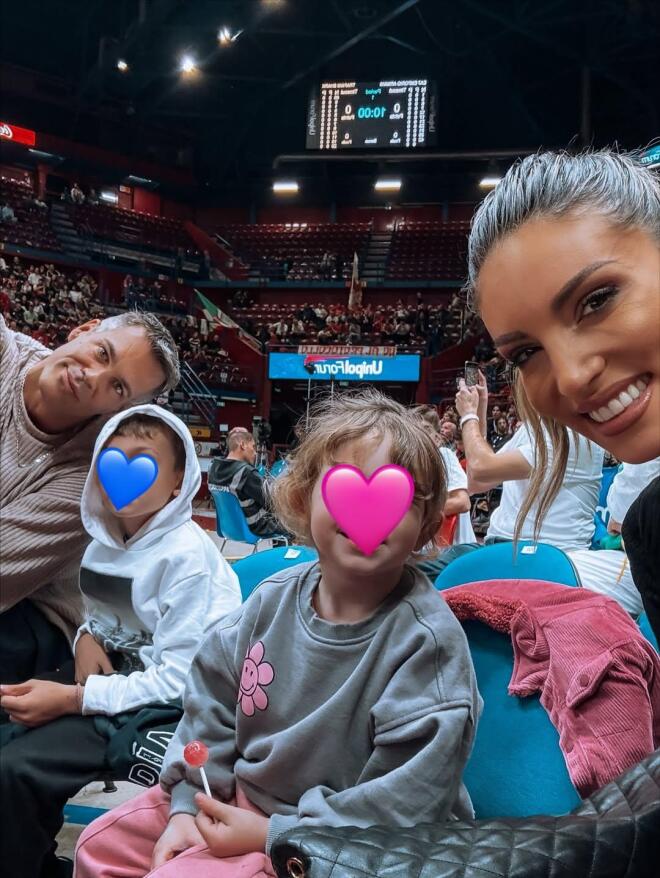 Οι φωτογραφίες που πόσταρε η Αθηνά Οικονομάκου από το ταξίδι της στο Μιλάνο