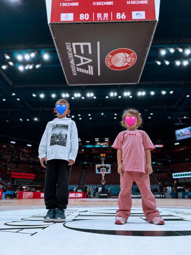 Οι φωτογραφίες που πόσταρε η Αθηνά Οικονομάκου από το ταξίδι της στο Μιλάνο