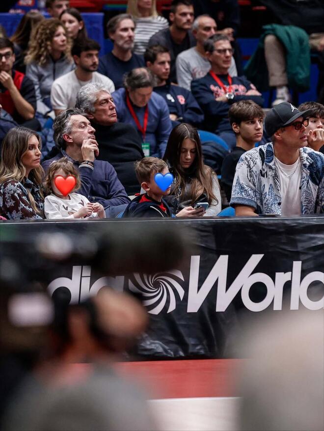 Οι φωτογραφίες που πόσταρε η Αθηνά Οικονομάκου από το ταξίδι της στο Μιλάνο