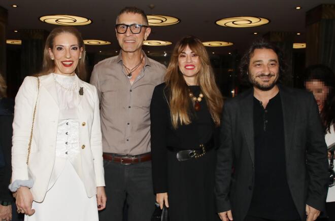 Η Αθηνά Μαξίμου με τον Αιμίλιο Χειλάκη και η Λίνα Πρίντζου με τον Βασίλη Χαραλαμπόπουλο