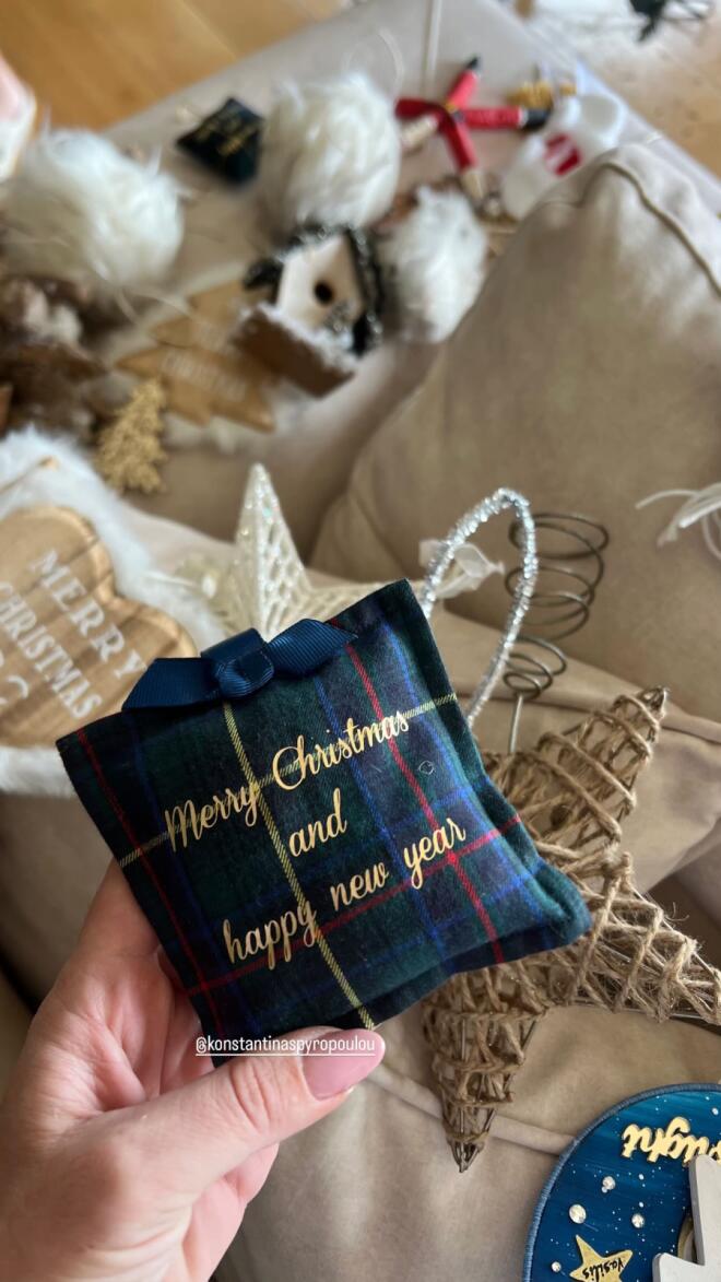 Στιγμιότυπο από τον Χριστουγεννιάτικο στολισμό της Κωνσταντίνας Σπυροπούλου