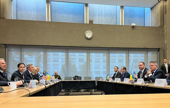 Στιγμιότυπο από τις διαπραγματεύσεις για το ειρηνευτικό σχέδιο για την Ουκρανία στη Γενεύη - Reuters