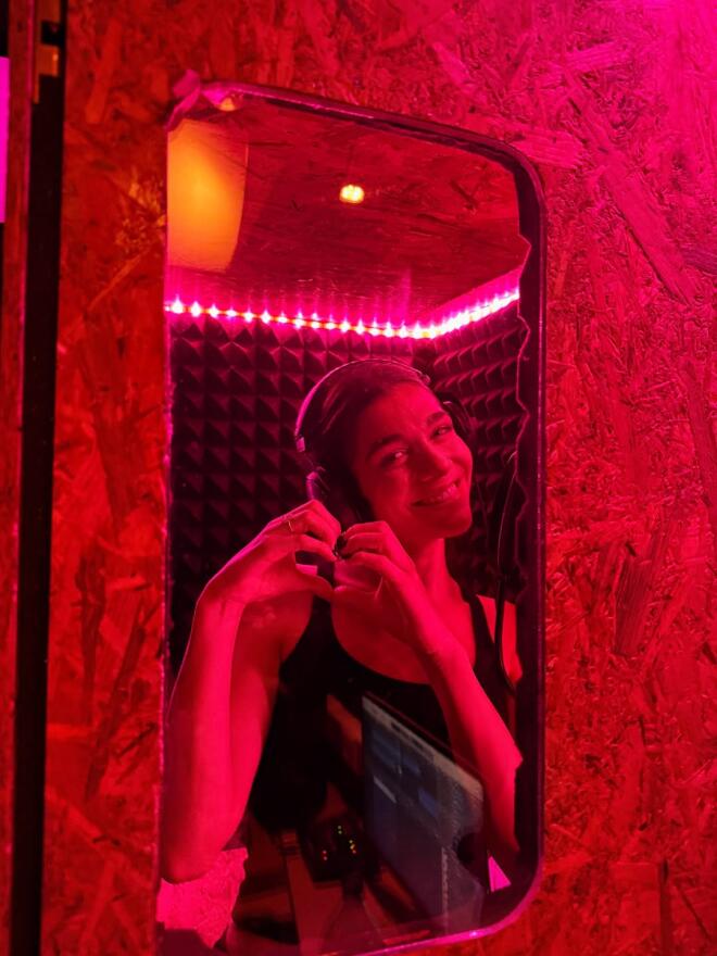 Μελίνα Νικολαΐδη: Φωτογραφίες από τη νέα καθημερινότητά της στο Λονδίνο