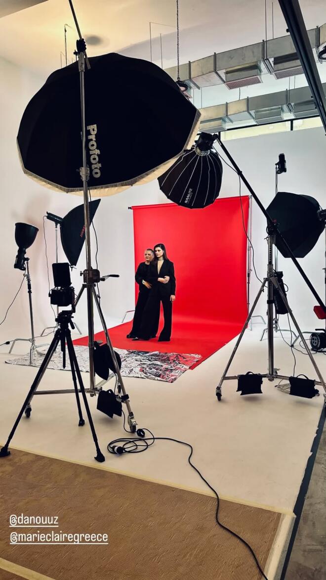 Η Δανάη Παππά με τη μητέρα της σε φωτογράφιση/ instagram