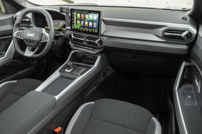 Renault 5 E-Tech Electric - Dacia Bigster: Φιναλίστ για το Αυτοκίνητο της Χρονιάς 2026 για την Ελλάδα