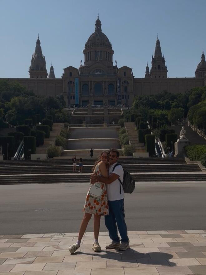 Eλευθερία Πάλλα- Νίκος Βατικιώτης στη Βαρκελώνη/ instagram eleftheria_palla