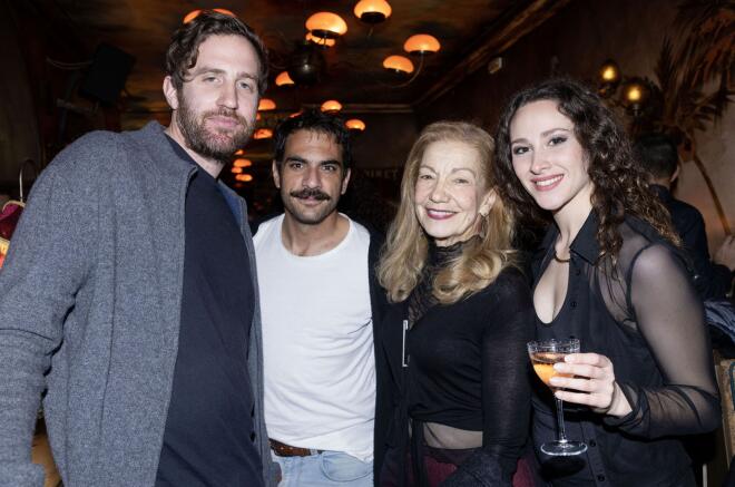 Νίκος Βατικιώτης- Πέμη Ζούνη-Ελευθερία Πάλλα στο πάρτι της σειράς Έρωτας φυγάς, τον Φεβρουάριο του 2024/ NDP ΑΝΔΡΕΑΣ ΝΙΚΟΛΑΡΕΑΣ