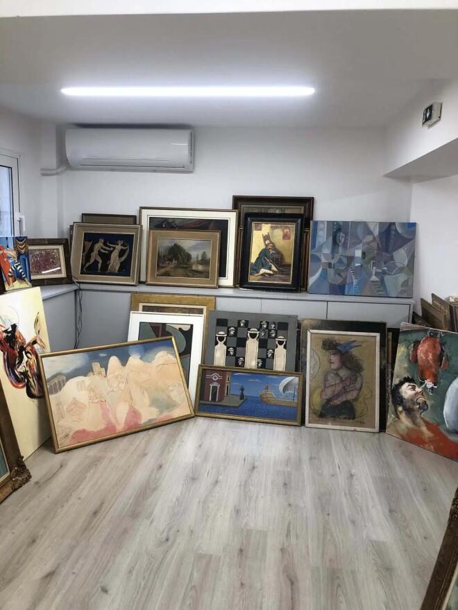 Συνελήφθησαν 2 ημεδαποί για κατοχή πλαστών έργων τέχνης στην Αττική