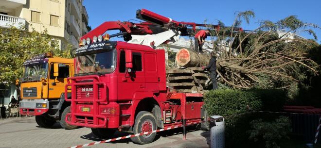 MAN: Έφερε τα Χριστούγεννα στην Καλαμάτα