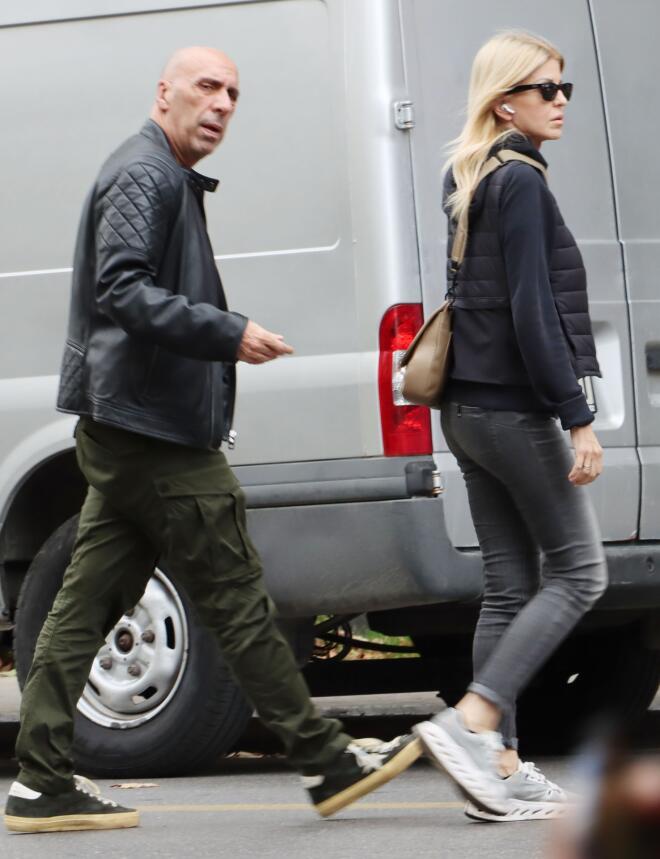 Ο Γιάννης Μπρατάκος κι η Έλενα ράπτη είναι παντρεμένοι τα τελευταία δύο χρόνια 