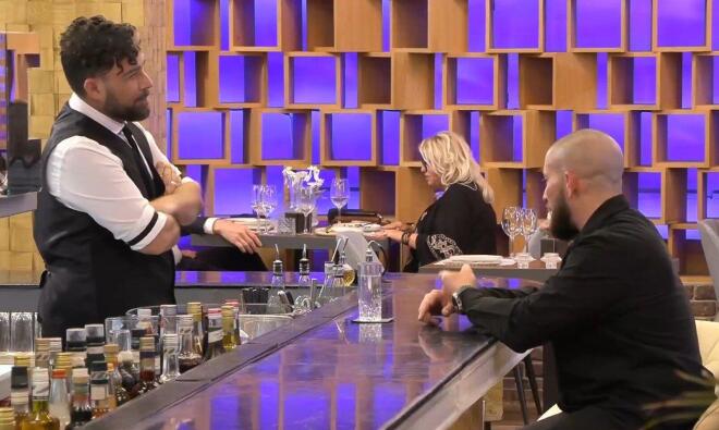 First Dates: Τα τρία πράγματα που κοιτάζει ο Παύλος σε μια γυναίκα!