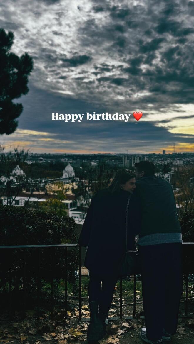 Παντρεύεται η Δανάη Μπάρκα;