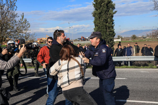 επεισόδια αγρότες 4