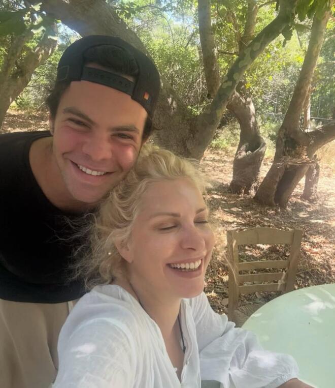 Ελένη Μενεγάκη: Ο γιος της Άγγελος Λάτσιος έγινε 23 - Οι τρυφερές ευχές της