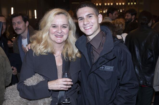 Μαριάννα Κάλμπαρη με τον γιο της, Γιάννο Καραναστάση/ NDP ΘΩΜΑΣ ΔΑΣΚΑΛΑΚΗΣ