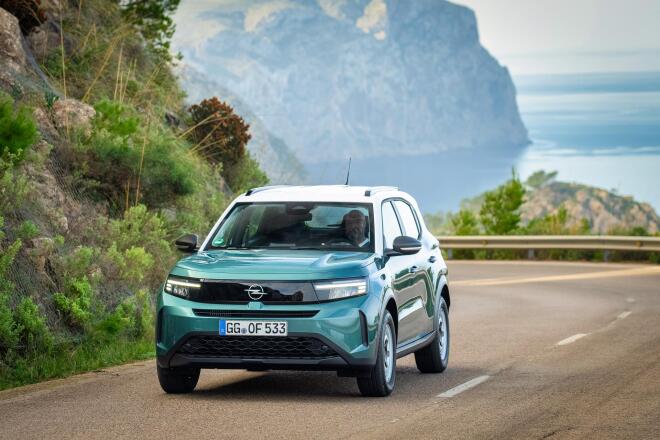 Opel Frontera: «Σπάει το φράγμα» των 1.000 ταξινομήσεων