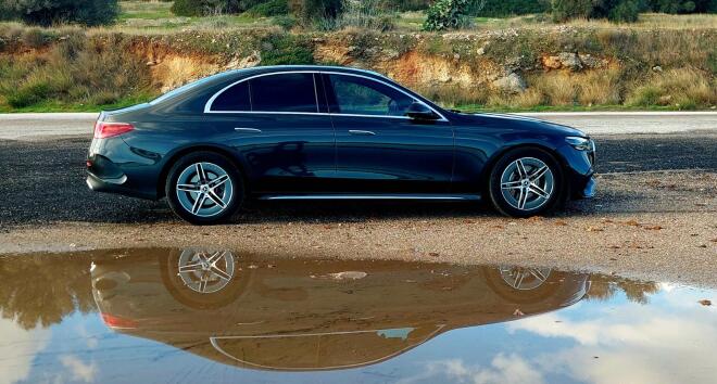 Mercedes-Benz E 220 d: Δοκιμάζουμε την «αστεράτη» λιμουζίνα