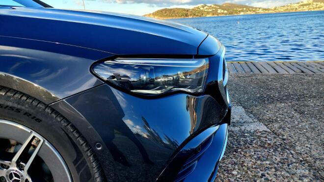 Mercedes-Benz E 220 d: Δοκιμάζουμε την «αστεράτη» λιμουζίνα