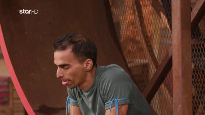 Φάρμα: Πικραμένος ο Βάγγος