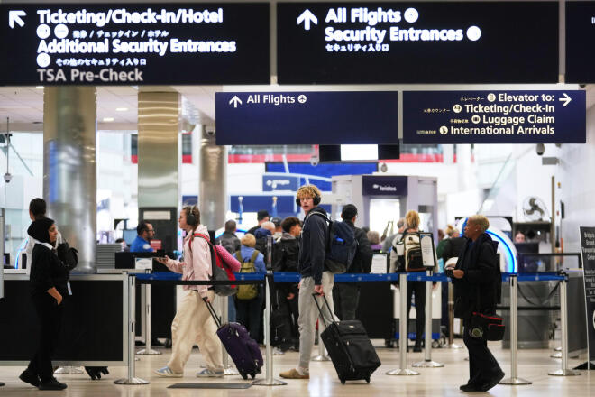 ταξιδιώτες αεροδόδρομιο 4