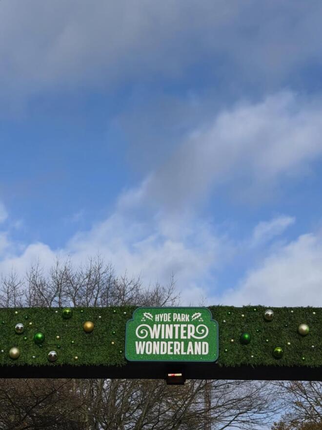 Δούκισσα Νομικού: H οικογενειακή βόλτα στο Hyde Park του Λονδίνου/ instagram