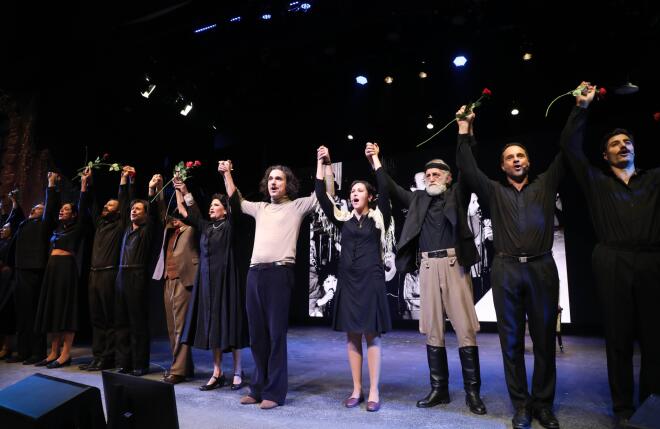 Πρεμιέρα της παράστασης «Νίκος Ξυλούρης - Ο αρχάγγελος της Κρήτης»/ NDΡ ΕΛΛΗ ΠΟΥΠΟΥΛΙΔΟΥ