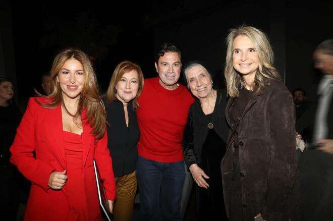 Νατάσα Γιάμαλη-Έλλη Πασπαλά-Μάριος Φραγκούλης-Ουρανία Μελαμπιανάκη Ξυλούρη-Μιλένα Αποστολάκη/ NDP ΕΛΛΗ ΠΟΥΠΟΥΛΙΔΟΥ